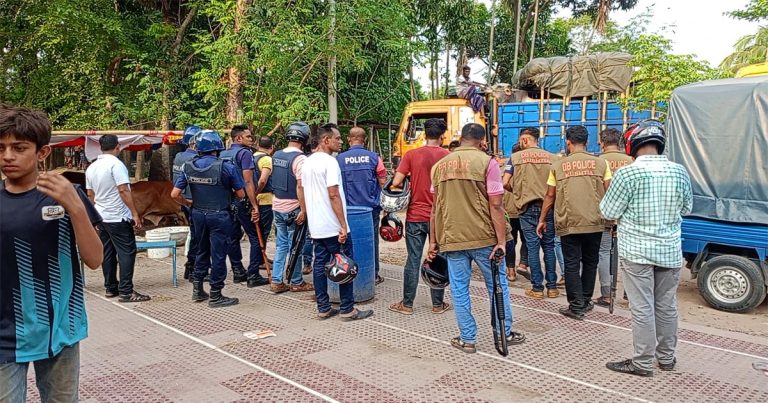 কুষ্টিয়ায় পুলিশের সঙ্গে বিএনপির সংঘর্ষ, বিএনপির ২৮৭ নেতাকর্মীর বিরুদ্ধে মামলা