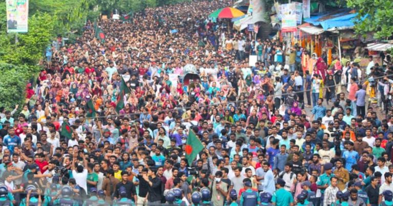 কোটা বাতিলের দাবিতে আজ সারাদেশে সড়ক অবরোধের ঘোষণা