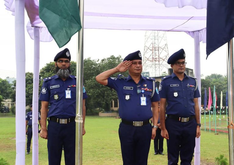 মুন্সীগঞ্জ পুলিশ লাইনস্, মাঠে বিভাগীয় পদোন্নতি পরীক্ষার “ক্যাম্প প্রশিক্ষণ ও প্যারেড পরীক্ষা” অনুষ্ঠিত